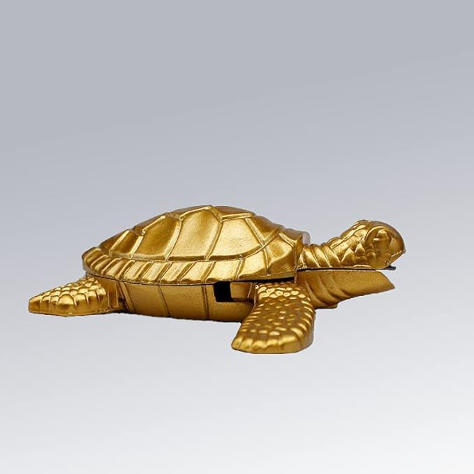 WEQTETJU Vintage Metal Butane Gold Turtle Lighter, Portable Cool Soft Flame Lighters, Refillable Novelty Vintage Lighters for Men Fireplace Candle Camping BBQ (Without Gas)