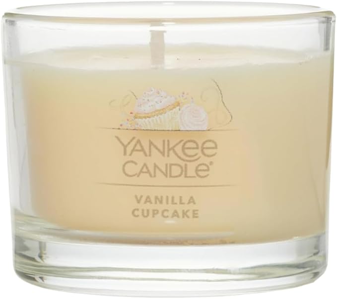 Yankee Candle Signature Votive Mini Candle Jar, Vanilla Cupcake Scent, Natural Soy Wax Blend Candle with Natural Fiber Wick, 1.3 OZ Glass Jar (Pack of 6)