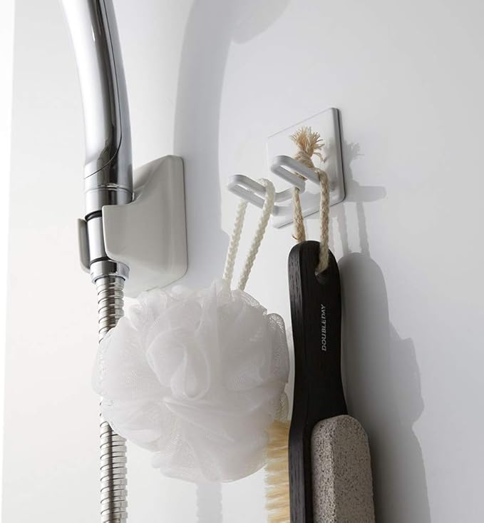 Yamazaki 4706 Tower Magnetic Bathroom Shaver Holder, White, Approx. 2.0 x 1.6 x 2.0 inches (5 x 4 x 5 cm)