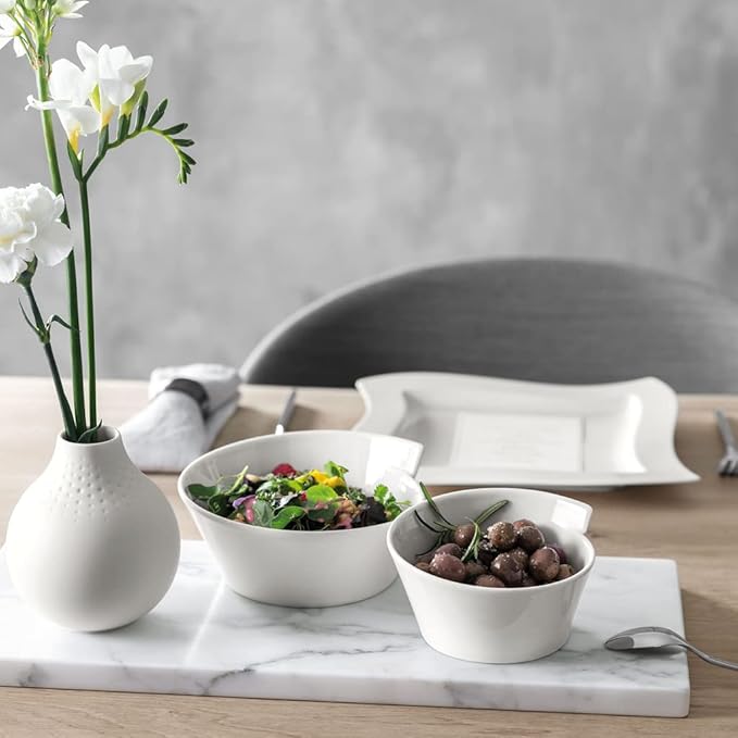 Villeroy & Boch New Wave Medium Round Salad Bowl, 101.5 oz, Premium Porcelain, White