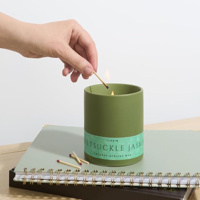 Honeysuckle Jasmine Scented Candle – Long-Burning Floral Fragrance | Premium Soy Wax Candle for Home, Bedroom & Gift | Clean Burn | Aromatherapy Decor