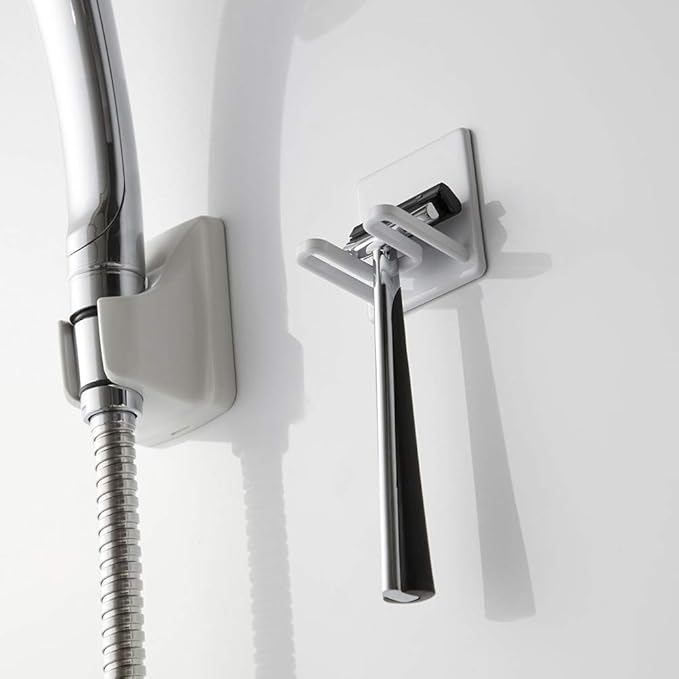 Yamazaki 4706 Tower Magnetic Bathroom Shaver Holder, White, Approx. 2.0 x 1.6 x 2.0 inches (5 x 4 x 5 cm)