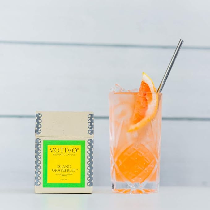 VOTIVO 6.8oz Aromatic Candle-Island Grapefruit