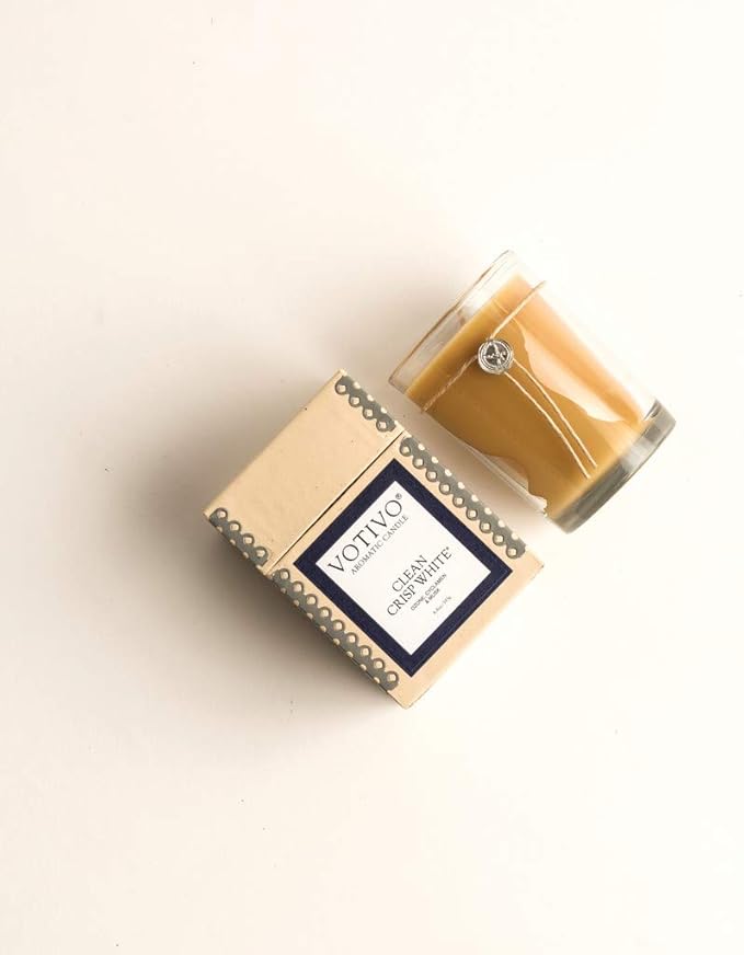 VOTIVO 6.8oz Aromatic Candle-Clean Crisp White