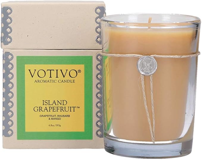 VOTIVO 6.8oz Aromatic Candle-Island Grapefruit