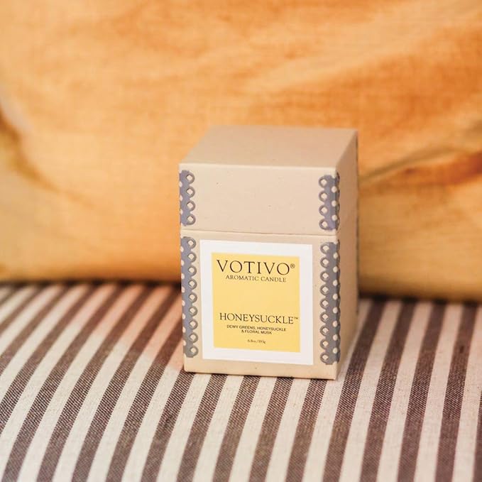 VOTIVO 6.8oz Aromatic Candle-Honeysuckle