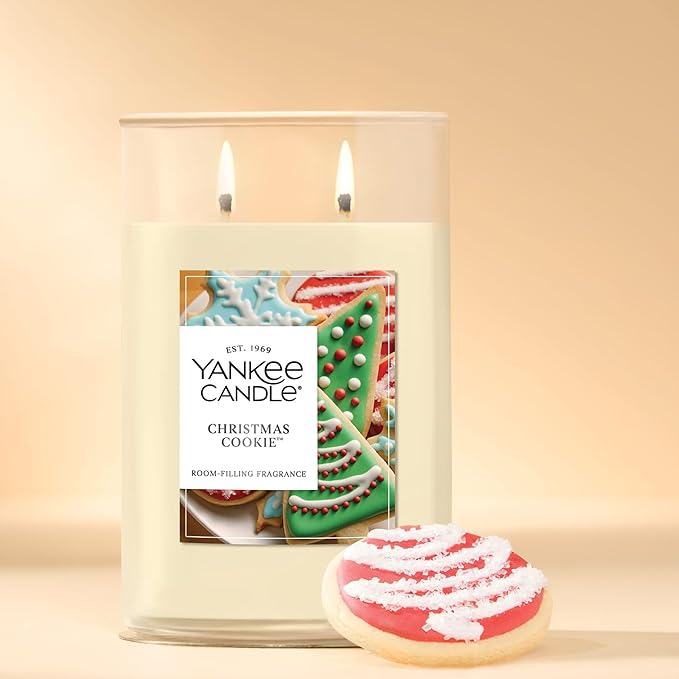 Yankee Candle Large Tumbler Scented Candle with up to 80 Hour Burn Time, Premium Plant Wax Blend for Consistent Burn, 20 oz Tumbler Candle with Room Filling Fragrance, Christmas Cookie