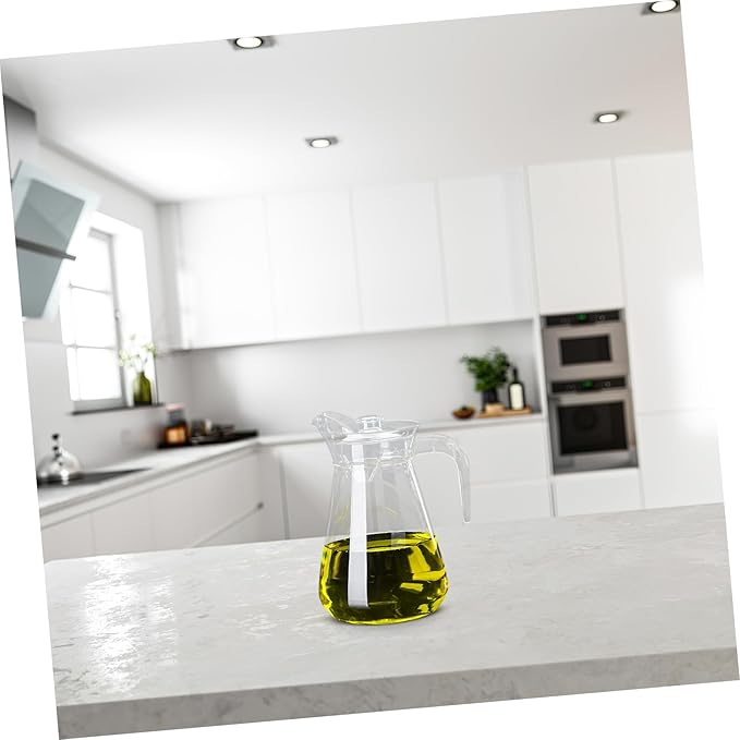 Amosfun Clear Acrylic Beverage Pitcher with Spout Heat Resistant PC Juice Pot for Cold and Hot Drinks Food Safe Water Kettle for Family Use Parties and Outdoor Entertaining