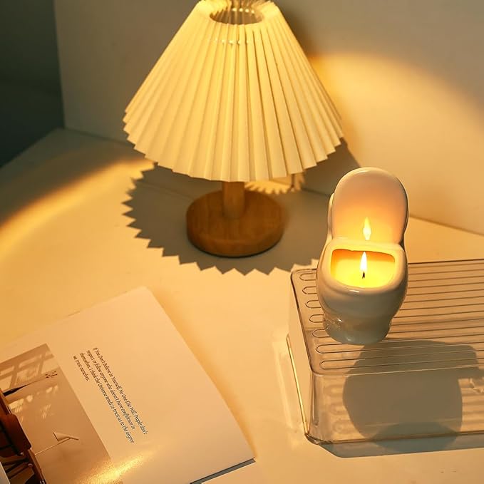 Toilet-Shaped Jars with Fresh Aromatic Scented Candles, Odor-Eliminating Candles with Long-Lasting Fragrance, Decorative and Scented Candles for the Home, Suitable for Men and Women (Green)