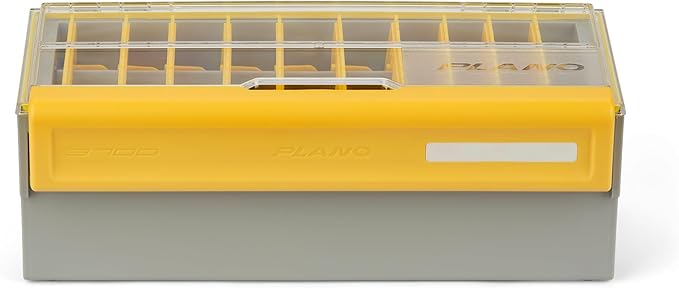 Plano EDGE Short Hang Box, Stores 40 Crankbaits, with Rust-Preventive Rustrictor, Dri-Loc Watertight Seal, WaterWick, DuraView Transparent Lid, Stackable Storage for Fishing Organization