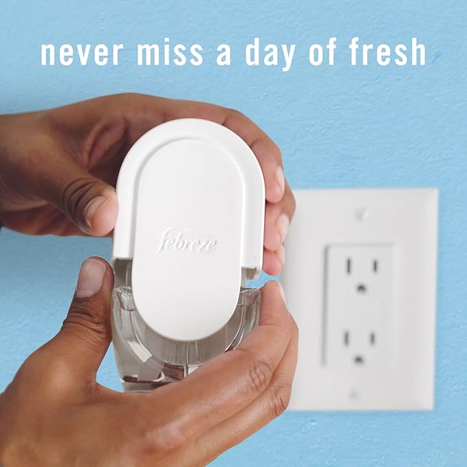 Febreze Plug In Air Freshener, Odor-Fighting Scented Oil Refill, Pumpkin Roll Scent, 4 Refill