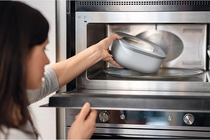 Guzzini Store&More Kitchen Active Design High Airtight Containers for Fridge/Freezer/Microwave (L), 19.5 x 19.5 x 12.3 cm, Grey (Dark Grey)