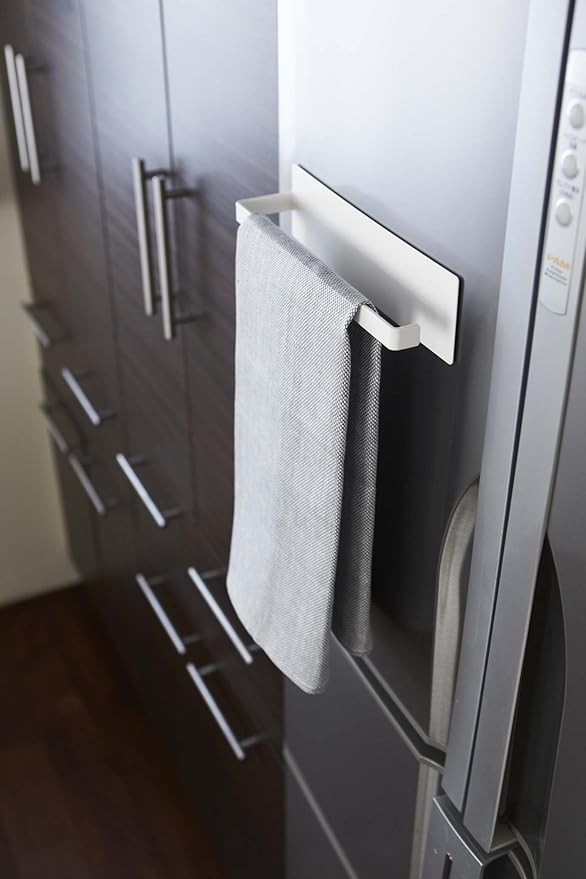 YAMAZAKI Home 2439 Plate Magnetic Paper Towel Holder, White