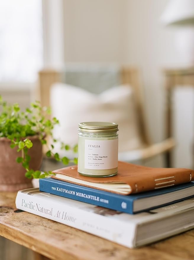 Brooklyn Candle Studio Italia Jar Candle - Luxury Scented Candle, Vegan Soy Wax, Hand Poured in The USA, 50 Hour Slow Burn Time - 7.5oz