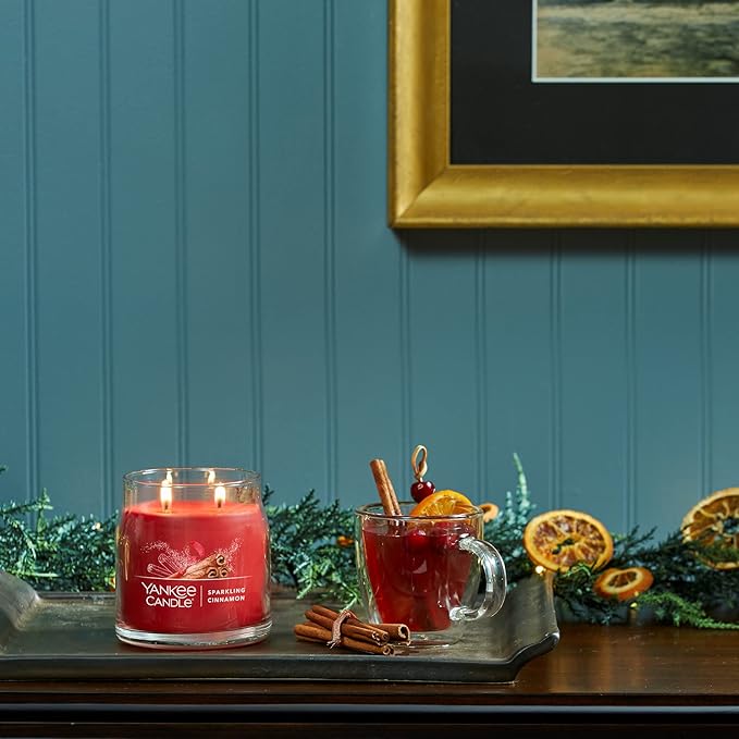 Yankee Candle Sparkling Cinnamon Scented Signature 13oz Medium Jar 2-Wick Candle Over 35 Hours of Burn Time Christmas | Holiday