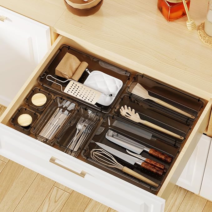 WOWBOX 40 PCS Clear Plastic Drawer Organizer Set, 4 Sizes Desk Drawer Organization and Storage Containers for Makeup, Cosmetics, Jewelry and Gadgets in Kitchen, Bathroom, Bedroom, Office, Clear Black