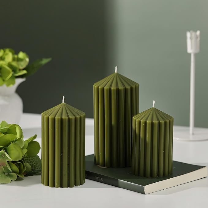 3 Pack Dark Green Ribbed Pillar Candles - Soy Wax Unscented, 2.76"x4.2/4.9/5.9 in Smokeless Non Toxic Cotton Wick, Aesthetic Modern Candles for Home Decor, Dinner Table, Living Room, Housewarming Gift