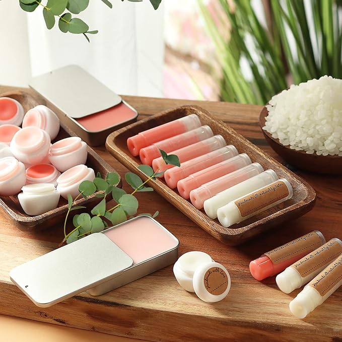 CraftZee 𝗣𝗥𝗘𝗠𝗜𝗨𝗠 Lip Balm Making Kit. DIY Lip Gloss Pack, Natural Beeswax, Shea Butter, Sweet Almond Oil, Essential Oils, Tools, Instruction Manual, Adult Craft Kit