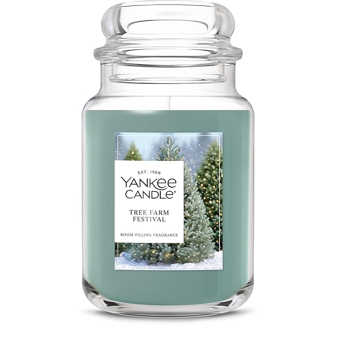 Yankee Candle Tree Farm Festival, Christmas Scented Candle, 22oz Large Jar with up to 150 Hour Burn Time, Giftable