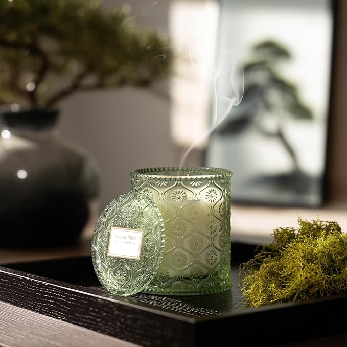LA JOLIE MUSE Kyoto Vine & Moss Candle - Green Leaves, Tree Moss, Vetiver | 6 oz Natural Soy Wax | 40 Hours Clean Burn | Fresh Scented Candle | Gift-Ready for Hosts & Gatherings