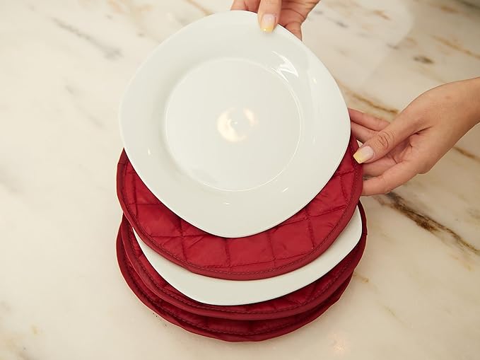Covermates Keepsakes Dish Storage Case – Padded China & Dinnerware Organizer, Quilted Polyester Protection, ID Window, Zipper Closure, Machine Washable, Red