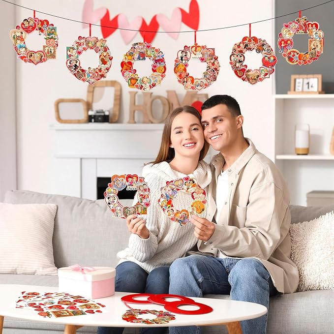 Hollowfly 48 Sets Vintage Valentine's Day Wreath Craft Kits for Kids DIY Heart Wreath Hanging Ornaments Make Your Own Paper Craft for Valentine's Day Home Party Favors School Classroom Activities