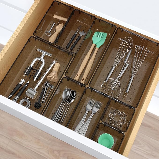 StorMiracle 33 PCS Clear Plastic Drawer Organizers Set, 4 Size Desk Drawer Organizer Trays for Makeup, Jewelry, Kitchen Utensils, Gadgets and Office Accessories, Black