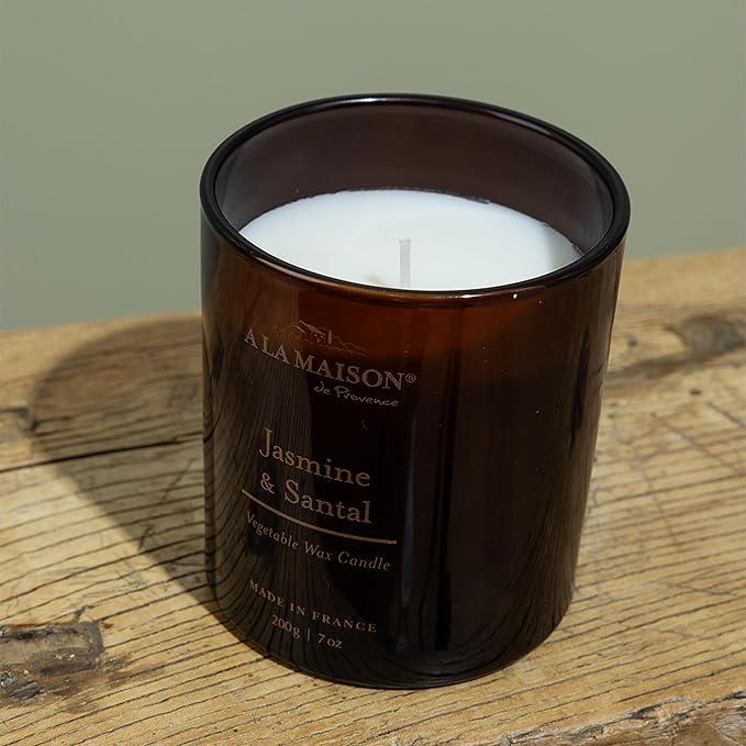 A LA MAISON Scented Candle – Jasmine & Santal – Natural Candle with Cotton Wick in Luxury Amber Glass – Clean Burn, Made in France, 7oz