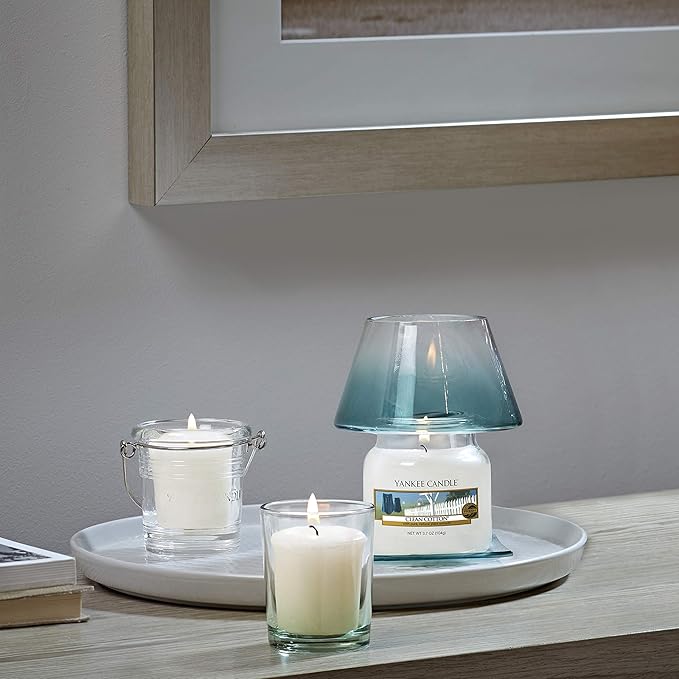 Yankee Candle Scented Candle | Clean Cotton Small Jar Candle | Burn Time: Up to 30 Hours