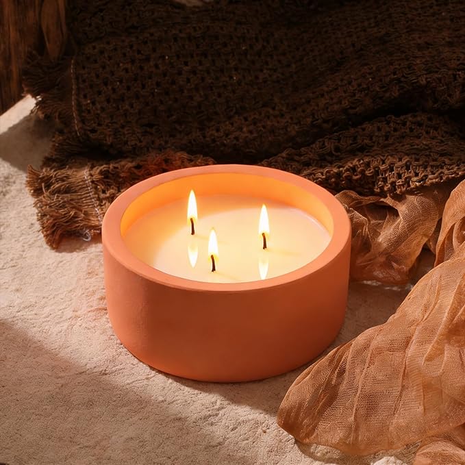 Viyffo 20oz Large Scented Candle – Pumpkin Spring Spice, 3 Wick Candles for Home Scented, Non Toxic Soy Candle for Women and Men, Orange Decorative Ceramic Jar, Luxury Home Décor & Warm Birthday Gift