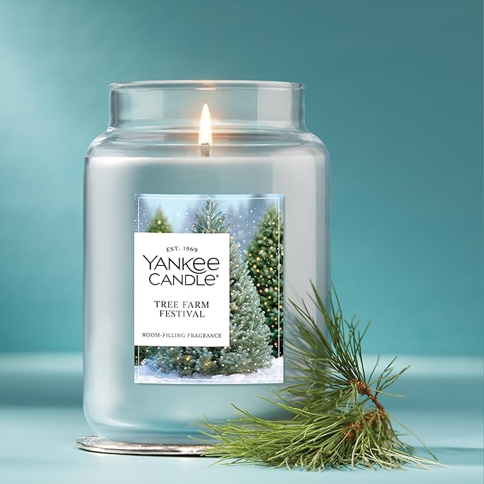 Yankee Candle Tree Farm Festival, Christmas Scented Candle, 22oz Large Jar with up to 150 Hour Burn Time, Giftable