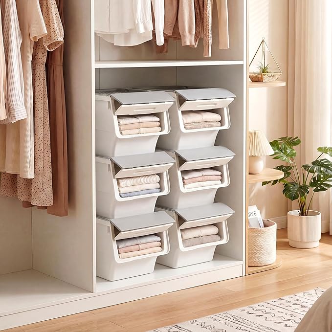 Giantex Plastic Stackable Storage Bins with Lids & Wheels, 3 Pack Open Front Stacking Bins, Organizer Bins for Pantry, Kitchen, Laundry, Closet, Playroom, Bedroom Organization （12.5 QT）