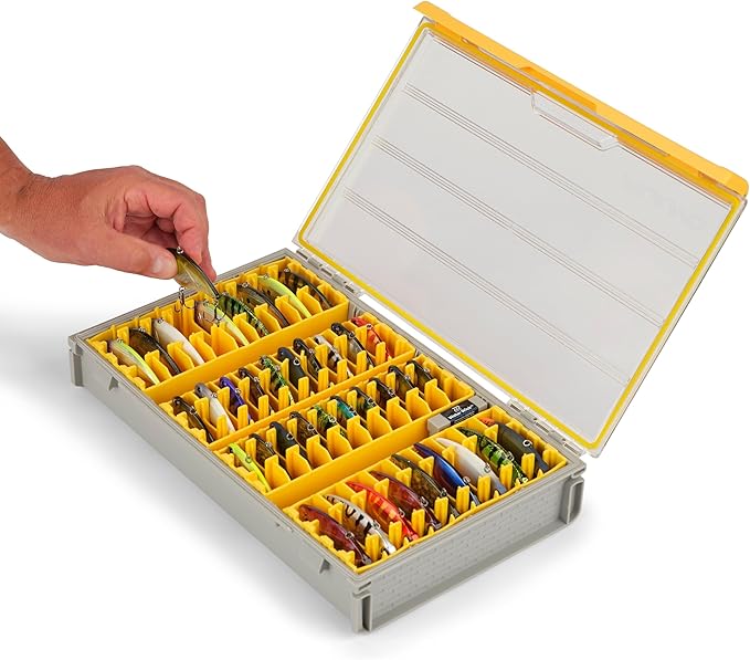Plano Edge 3700 Lipless Box, Stores 40 Fishing Baits, with Rust-Preventive Rustrictor, Dri-Loc Watertight Seal, WaterWick, Transparent DuraView Lid, Stackable Storage for Crankbaits and More