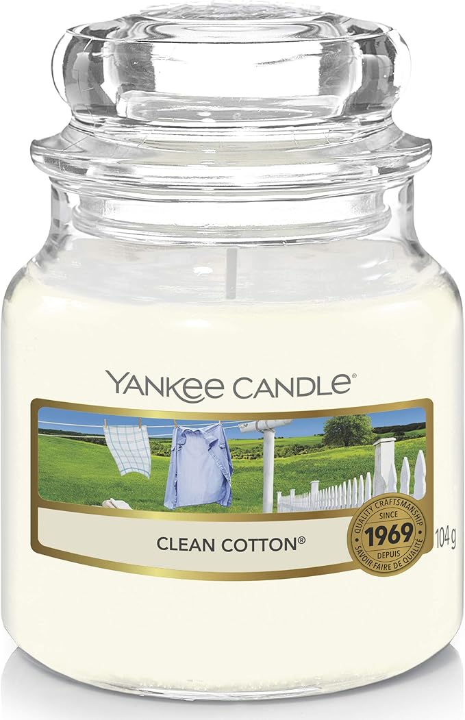 Yankee Candle Scented Candle | Clean Cotton Small Jar Candle | Burn Time: Up to 30 Hours