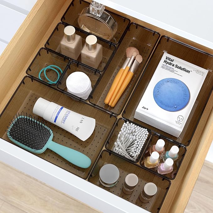 StorMiracle 33 PCS Clear Plastic Drawer Organizers Set, 4 Size Desk Drawer Organizer Trays for Makeup, Jewelry, Kitchen Utensils, Gadgets and Office Accessories, Black