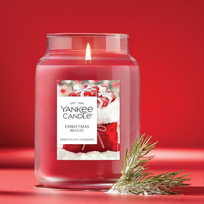 Yankee Candle Christmas Magic Scented Candle, 22oz Large Jar, Up to 150 Hour Burn Time, Giftable