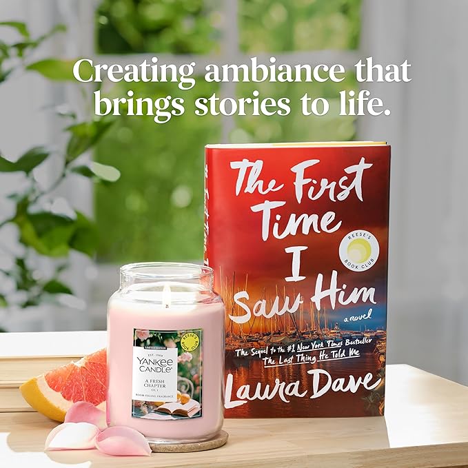 Yankee Candle x Reese’s Book Club, A Fresh Chapter, Spring Scented Candle, Bright Pomelo Scent, Blooming Rose Scent, 22oz Large Jar Candle with up to 150 Hours Burn Time, Giftable