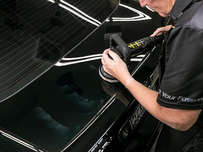Meguiar's Professional Ultra Polishing Wax D16601 - Premium Scratch Removal, Car Polish, and Car Wax in One - One-Step Cleaner Wax that's Easy to Use - Restores Clarity and Shine, 128 Oz, 1 Gal