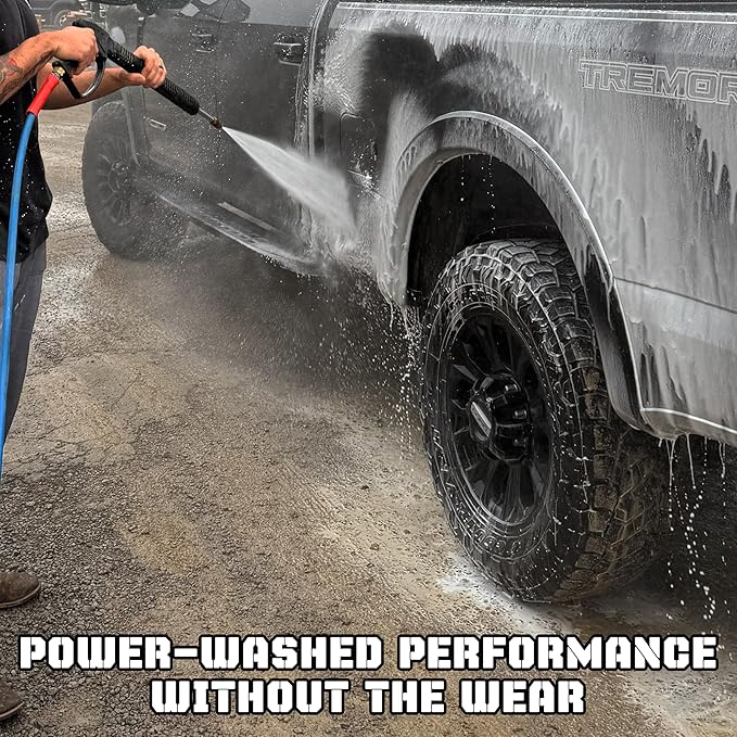 Industrial Truck Cleaner – Tough on Road Grime, Gentle on People and Equipment, 1-Quart Spray