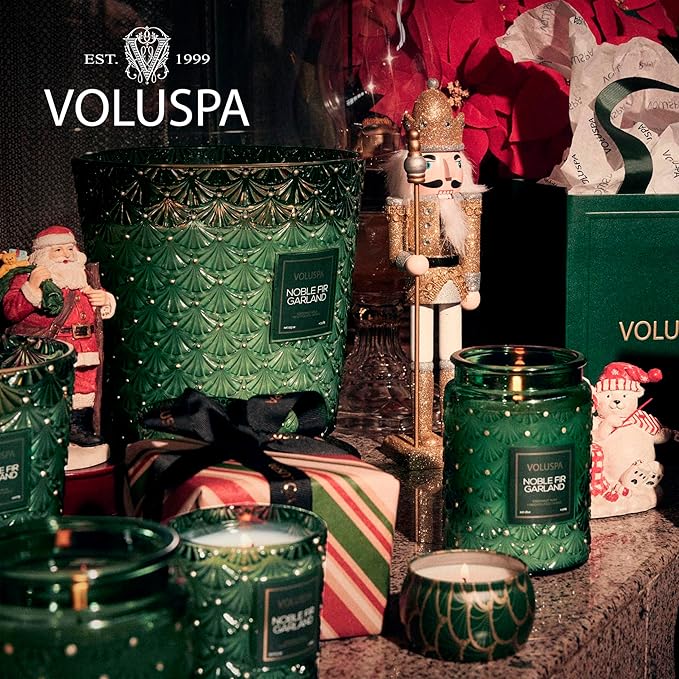Voluspa Noble Fir Garland, Large Candle Jar, 18oz, Coconut Wax Blend, Scented Candles for Home, 100 Hour Burn Time, Poured in The USA