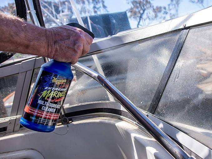Meguiar's Extreme Marine Multi-Surface Cleaner M180332 - Pro Multi-Surface Cleaner for RV and Marine Detailing, Removes Dirt Grime & Stains from Vinyl, Gel Coat, Non Skid, Carpet and More, 32 Oz Spray