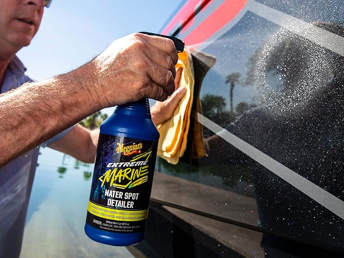 Meguiar's Extreme Marine All-Surface Detailer Spray for Comprehensive Marine Care, 32 oz, Effective Marine Water Spot Remover, Ensures a Streak-Free Shine for Gel Coats, Metals and Plastics